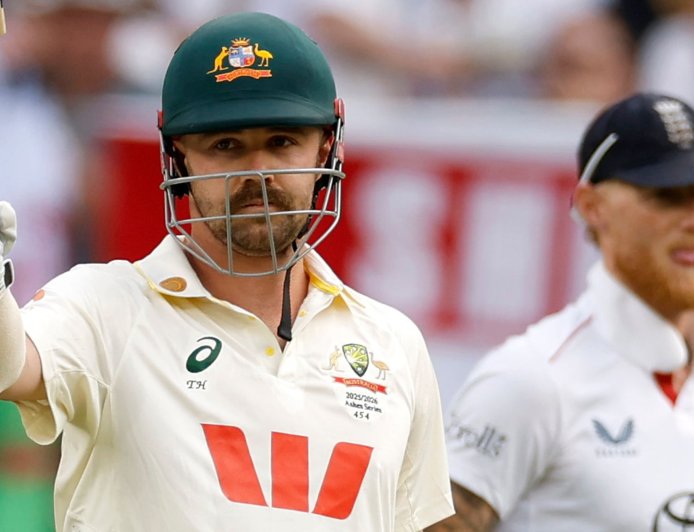 Four overs of chaos - second Test begins with more Ashes drama
