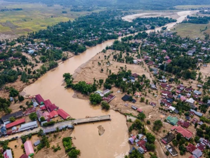 Death toll in Indonesia floods passes 500